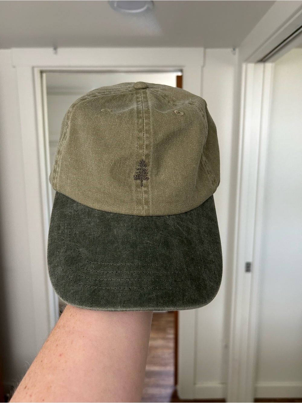 Tree embroidered two tone green hat
